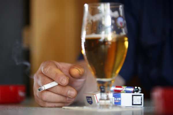 Σ. Πουρίκη στο ΕΡΤNews: Οι βλαπτικές ουσίες που περιέχουν τα ηλεκτρονικά τσιγάρα αποτελούν σοβαρή απειλή για την υγεία των εφήβων