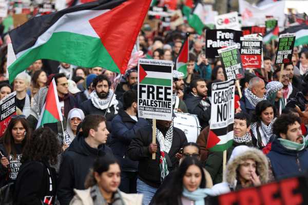 Λονδίνο: Διαδηλώσεις με αίτημα την άμεση κατάπαυση πυρός στη Γάζα