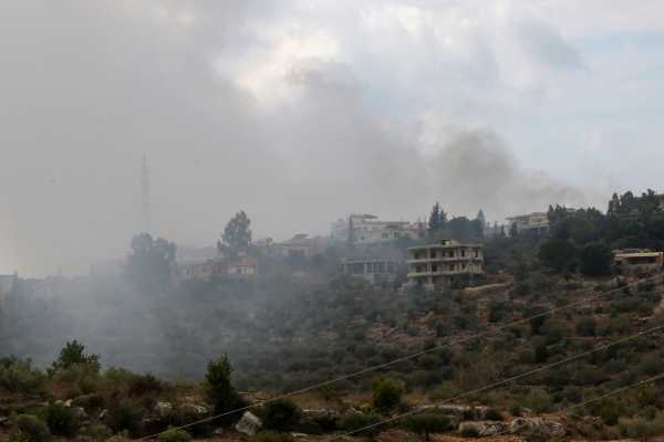 Πόλεμος στο Ισραήλ: Εν μέσω πυρών το συνεργείο της ΕΡΤ – Ρίψη ρουκετών στην Ασκελόν (video)