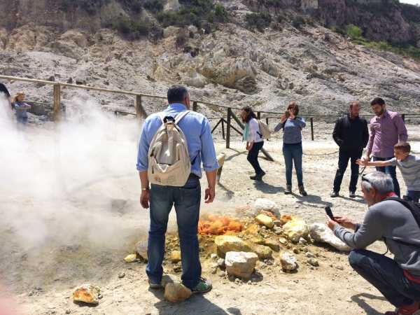 Νάπολη: Προετοιμασία πιθανής ανόδου του επιπέδου ηφαιστειακού συναγερμού