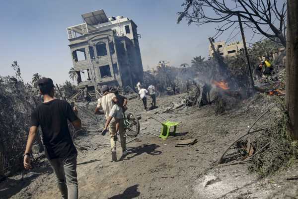 Υπ. Υγείας Χαμάς: 13 νεκροί και 26 τραυματίες από ισραηλινή αεροπορική επιδρομή στη Χαν Γιουνίς