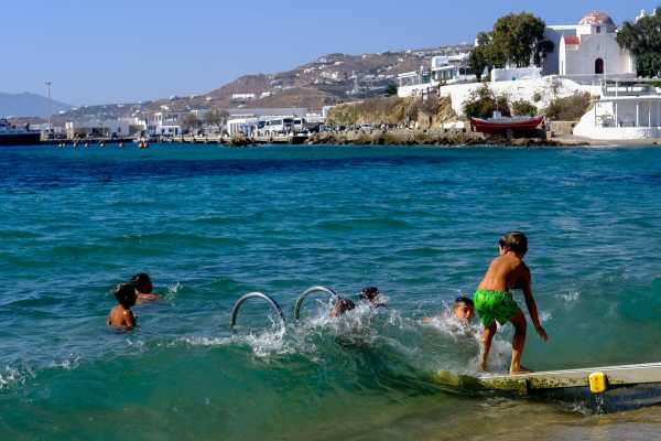 ΕΛΣΤΑΤ: Πρωταγωνίστησαν οι Κυκλάδες στην αύξηση της τουριστικής κίνησης το 2022