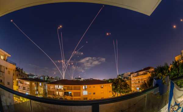 Πεντάγωνο: Στέλνει πίσω στο Ισραήλ δύο αντιπυραυλικά συστήματα Iron Dome