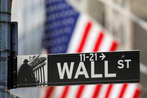 Wall Street: «Στάση» μετά από 4 εβδομάδες ανόδου