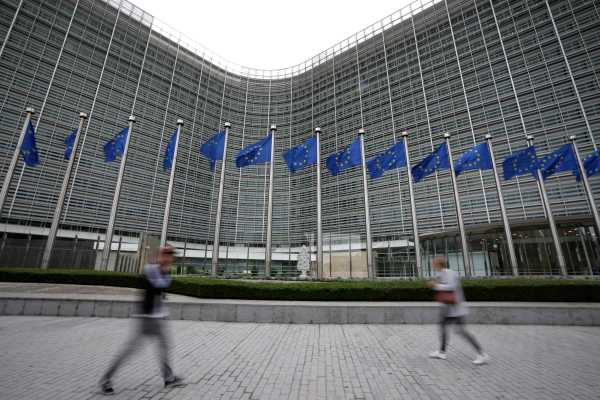 Ευρωπαϊκή Επιτροπή: Zητά από την Ελλάδα να συμμορφωθεί με τις υποχρεώσεις για την προστασία των θαλάσσιων υδάτων