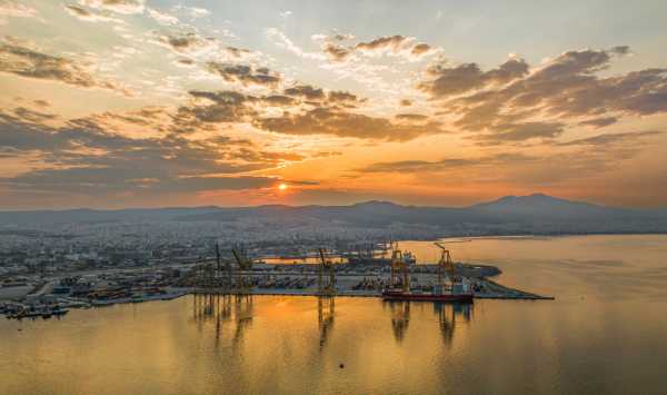 Greek House Davos: The key role of the Balkan ports
