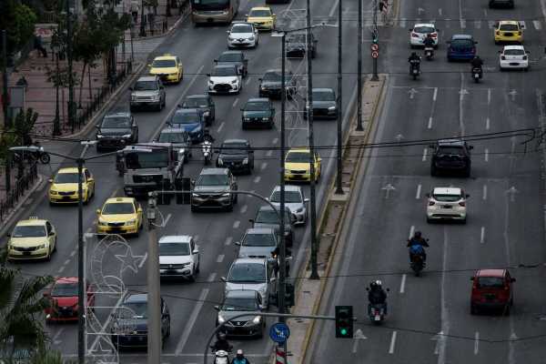 Τέλη κυκλοφορίας: Οι ανατροπές για τους ιδιοκτήτες οχημάτων