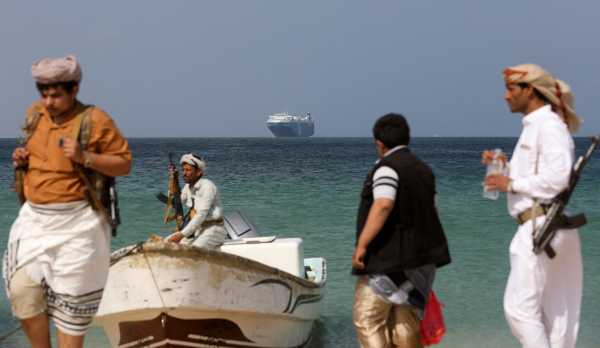 Χούθι: Ανακοίνωσαν πως στοχοθέτησαν πλοίο που κατευθυνόταν προς το Ισραήλ