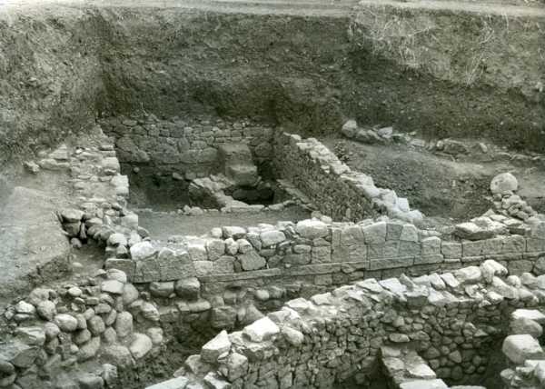 Αρχαιολογικός περίπατος στον Μόλυβο αναδεικνύει  την άγνωστη Αρχαία Μήθυμνα