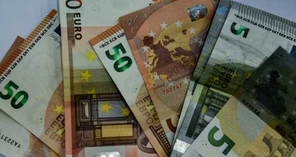 Προϋπολογισμός 2023: Πρωτογενές πλεόνασμα 3,7 δισ. ευρώ – Με «ενισχύσεις» από τους φόρους και τις δαπάνες