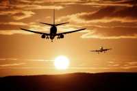 Χάος σε πτήση προς Ηράκλειο: Μεθυσμένος τουρίστας φώναζε μέσα στο αεροπλάνο - Πιάστηκε και με ναρκωτικά