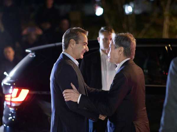 Σε εγκάρδιο κλίμα η συνάντηση Μητσοτάκη με Μπλίνκεν – Ο πρωθυπουργός επανέλαβε τις πάγιες ελληνικές θέσεις