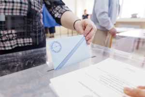 Η αριθμητική «ακτινογραφία» των εκλογών - 352 υποψήφιοι βουλευτές στην Κρήτη