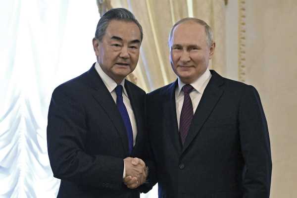 Ρωσία: Ο πρόεδρος Πούτιν αποδέχθηκε επίσημα την πρόσκληση να επισκεφθεί την Κίνα τον Οκτώβριο