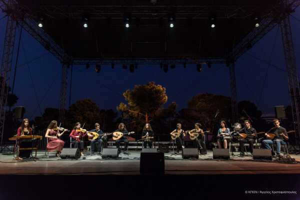 «Της Τριανταφυλλιάς τα φύλλα»: Κάλεσμα συμμετοχής σε νέα συγκροτήματα παραδοσιακής μουσικής