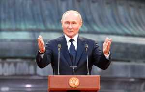 Βλ. Πούτιν: Αντιμέτωπος με τον ‘σωσία’ του στο πεδίο της Τεχνητής Νοημοσύνης