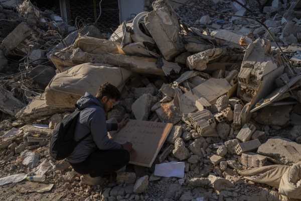 Τουρκία: Γυναίκα ανασύρθηκε ζωντανή 205 ώρες μετά τον σεισμό