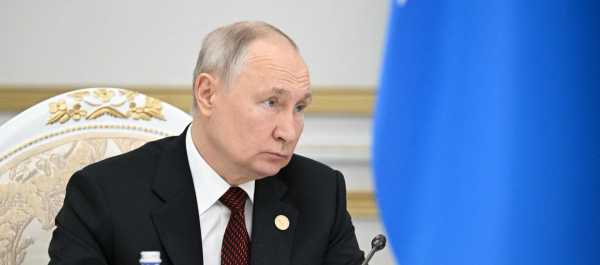 Πούτιν: «Ηλίθιοι και νεοφασίστες» οι Ουκρανοί ηγέτες