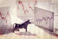 Αγορές: Τα hedge funds ετοιμάζονται να σκοτώσουν τους «ταύρους» – Πόσο αίμα θα χυθεί;