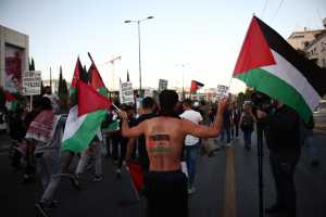 Πορεία Παλαιστινίων προς την πρεσβεία του Ισραήλ – Αποκαταστάθηκε η κυκλοφορία στις λεωφόρους Κηφισίας και Κατεχάκη