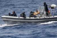 Γουινέα: Στην κατάσχεση 1,5 τόνου κοκαΐνης προχώρησε το Πολεμικό Ναυτικό