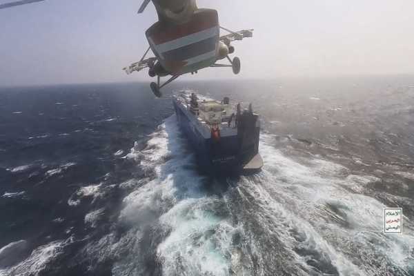 Αύξηση κόστους και ναύλων προκαλούν οι επιθέσεις στην ποντοπόρο ναυτιλία στην Ερυθρά Θάλασσα