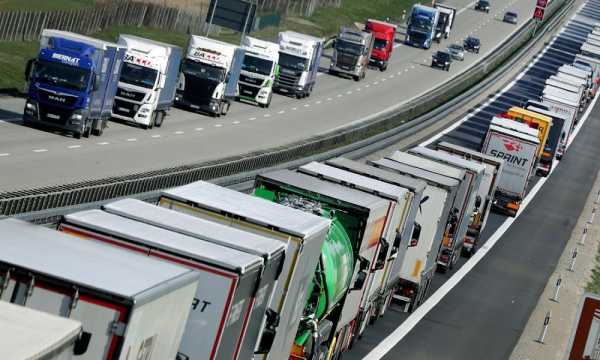 Κανονισμός του Ευρ.Κοινοβούλιο απαιτεί τα νέα φορτηγά που θα πωλούνται από το 2040 να έχουν μηδενικές εκπομπές ρύπων