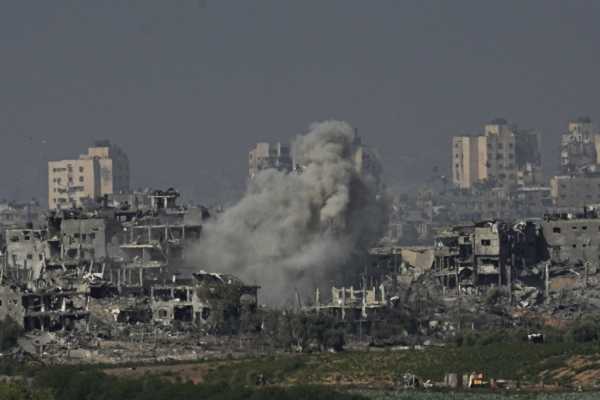 Live: Πέντε χιλιόμετρα μέσα στη Γάζα οι ισραηλινές δυνάμεις – Mάχες ακόμα και μέσα στα τούνελ της Χαμάς