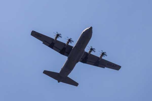 Απογειώθηκε το C-130 με τους Έλληνες διασώστες με προορισμό το Ιντσιρλίκ της Τουρκίας