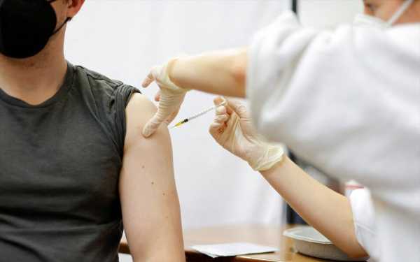 Πανελλήνιος Ιατρικός Σύλλογος: Γιατί διαφωνεί με την διενέργεια εμβολιασμού έναντι της covid-19 από τα φαρμακεία