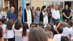 Τέλεση αγιασμών σε σχολεία του Ηρακλείου παρουσία του Δημάρχου Βασίλη Λαμπρινού