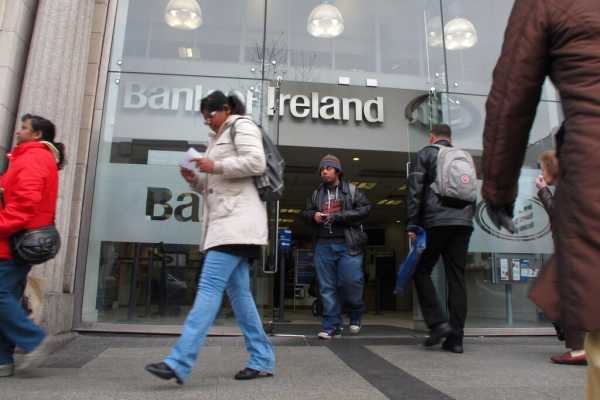 Τα ATM της Bank of Ireland μοίραζαν χθες δωρεάν χρήματα στους πελάτες της λόγω τεχνικού προβλήματος
