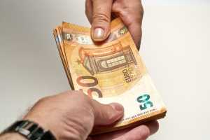Συνταξιούχοι: Σε λειτουργία η πλατφόρμα για τον έλεγχο του δικαιώματος εφάπαξ οικονομικής ενίσχυσης των 150 ευρώ