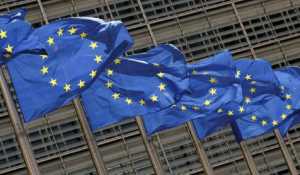 Bloomberg: Η ΕΕ θα διαθέσει πακέτο οικονομικής βοήθειας στο Κίεβο ύψους 50 δισ. ευρώ