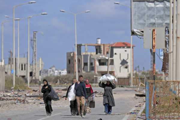 Πυρά εναντίον πεινασμένου πλήθους στη Γάζα – Επιχειρήσεις στη Ράφα ανακοίνωσε ο Νετανιάχου