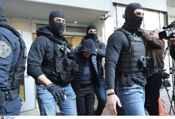 Θάνατος αστυνομικού στου Ρέντη: Για εγκληματική οργάνωση κατηγορούνται οι συλληφθέντες – 57 συλλήψεις έως τώρα
