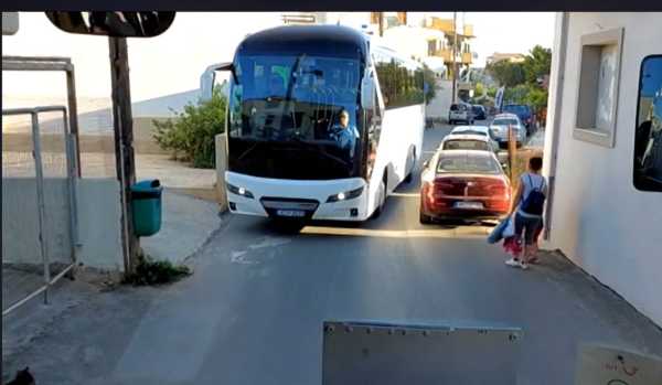 Οι ελιγμοί του τρόμου από οδηγούς «ακροβάτες» σε δρόμους της Κρήτης - Εικόνες σοκ με τουριστικά πούλμαν (vid)