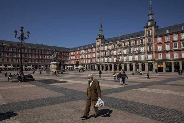 Ισπανία: Η δημοτική αρχή της Σεβίλλης σχεδιάζει να χρεώνει εισιτήριο για επίσκεψη στην  Plaza de Espana