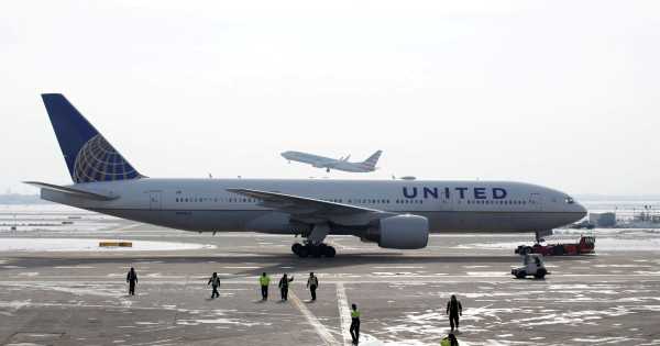 United Airlines: Καθήλωσε προσωρινά όλα τα αεροσκάφη της λόγω “τεχνικού προβλήματος”