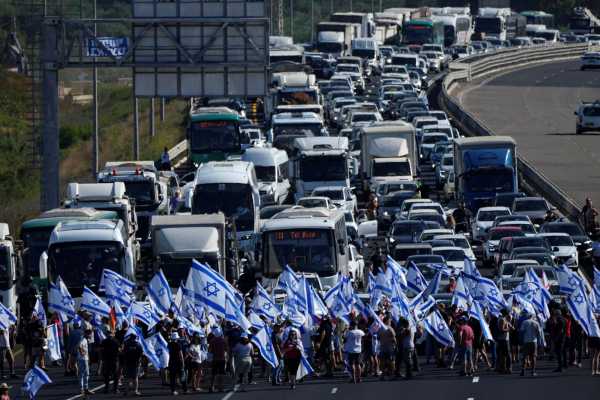 Ισραήλ: Διαδηλώσεις σε Ιερουσαλήμ και Τελ Αβίβ κατά της μεταρρύθμισης του δικαστικού συστήματος – Τουλάχιστον 66 συλλήψεις