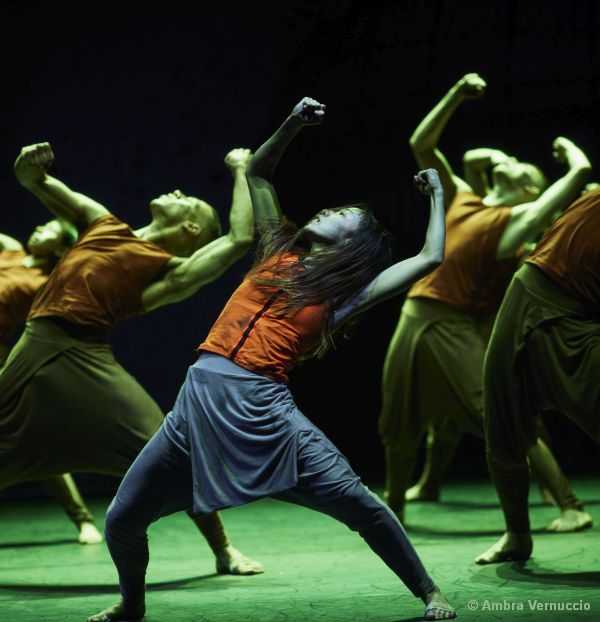 Ο εμβληματικός χορογράφος Akram Khan έρχεται στο Μέγαρο Μουσικής Θεσσαλονίκης με το “Jungle Book Reimagined”