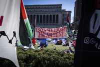 «Βράζουν» τα κορυφαία πανεπιστήμια των ΗΠΑ: Κινητοποιήσεις και μαζικές συλλήψεις φοιτητών που διαδηλώνουν υπέρ της Παλαιστίνης