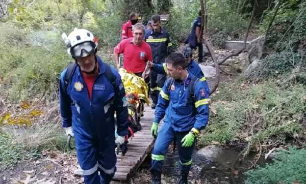 Κρήτη: Επιχείρηση διάσωσης σε φαράγγι για 60χρονο τραυματία