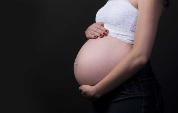 Κορονοϊός: Μία στις δέκα έγκυες που νόσησαν μπορεί να αναπτύξει μακρά Covid