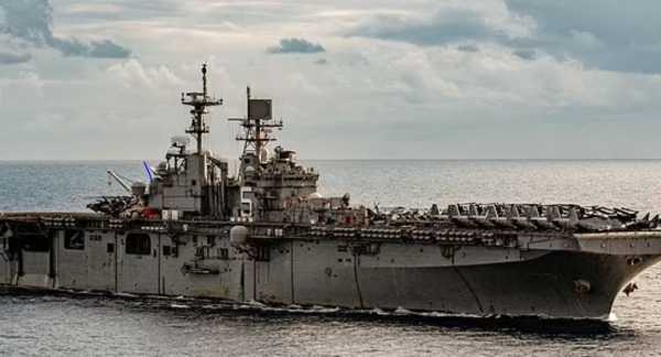 ΗΠΑ: Έστειλαν πολεμικό πλοίο, 2 πλοία υποστήριξης με 2.500 πεζοναύτες στην Ανατολική Μεσόγειο