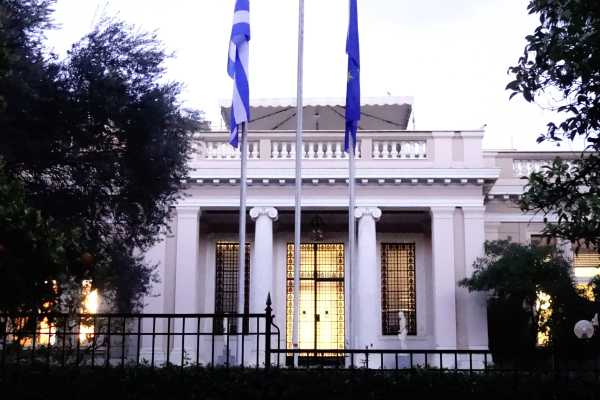 Έβρος: «Η κυβέρνηση προβαίνει στις απαραίτητες ενέργειες για να αποτραπεί κάθε αντικανονική είσοδος στη χώρα»
