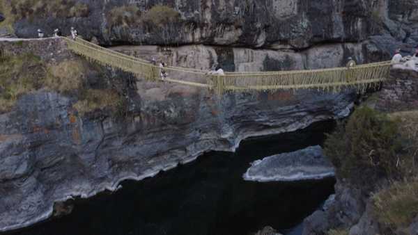 Βίντεο: Διατήρηση της κληρονομιάς των Ίνκας – Ανοικοδόμηση της σχοινένιας γέφυρας Q’eswachaka