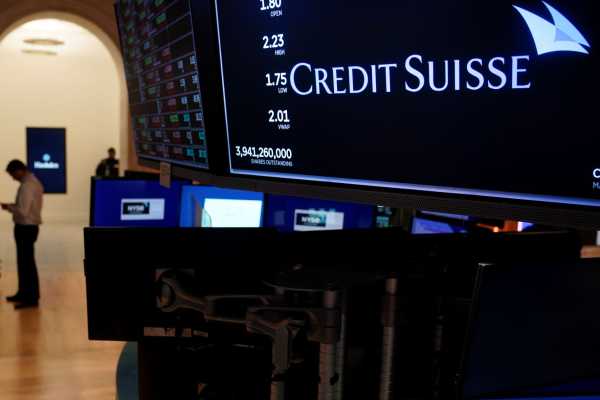 Credit Suisse: Ανήσυχες οι αγορές μετά την εξαγορά της από την UBS, πτώση στην Ασία – Κίνδυνος για απολύσεις