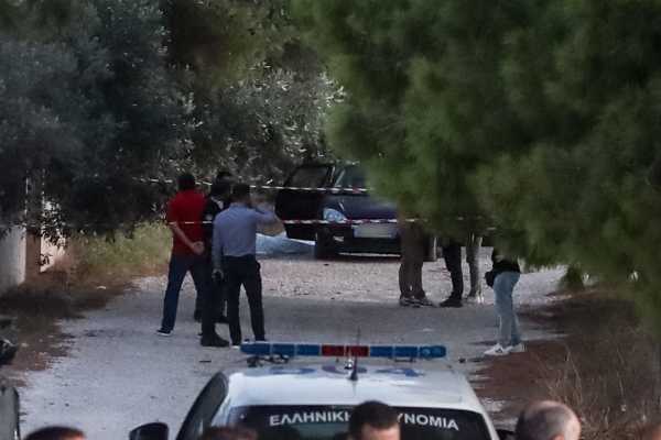 Μακελειό με έξι νεκρούς στην Αρτέμιδα: Συνελήφθη Τούρκος στο Ελ. Bενιζέλος – Ταυτοποιήθηκε ένα από τα θύματα